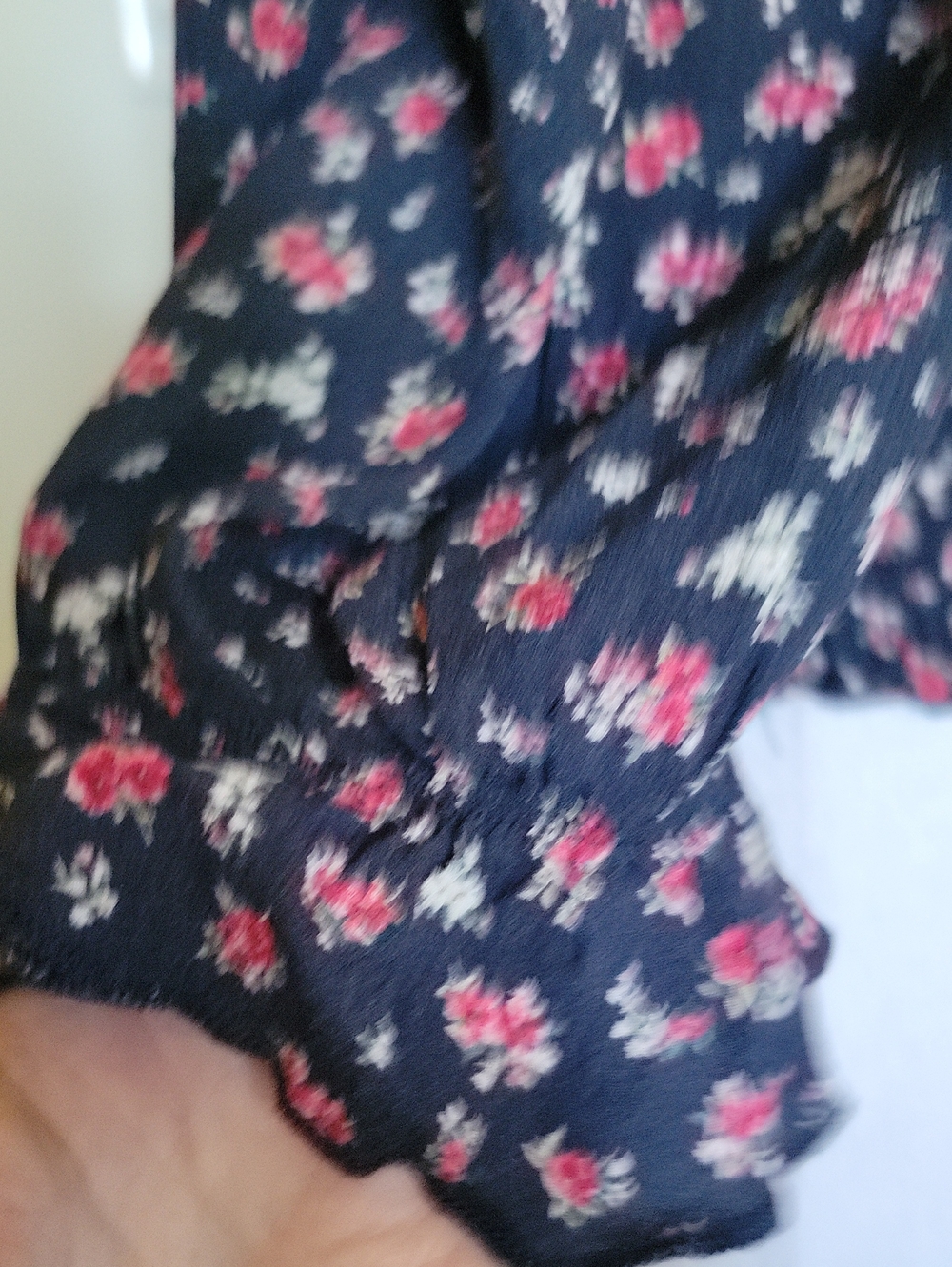 June &Ivy Cropped Top - Picture 3 of 7